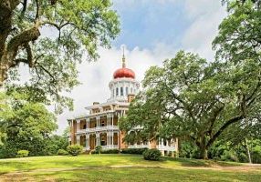 longwood_natchez_mississippi_2291502_62w_0-1-5ef487a88c944ddbac23410583f8b1e9